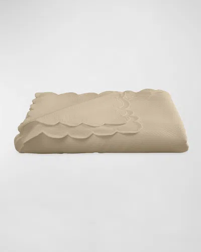 Matouk Savannah Tablecloth, 68" X 90" In Linen