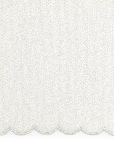 Matouk Savannah Tablecloth, 70" Round In White