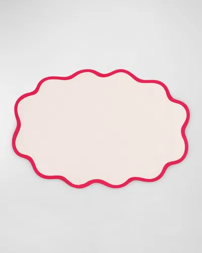 Matouk Scallop Edge Oval Placemat In Pink/azalea