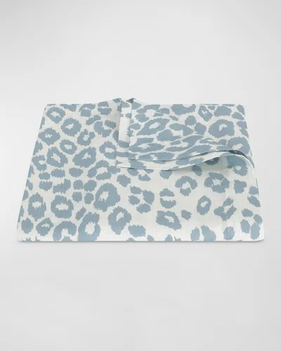 Matouk Schumacher Iconic Leopard Tablecloth, 70" X 126" In Sky
