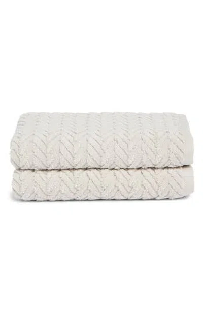Matouk Seville Hand Towel In White