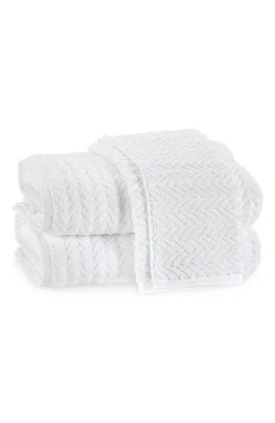 Matouk Seville Hand Towel In White