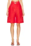 Matthew Bruch Pleated Bermuda Short In Red