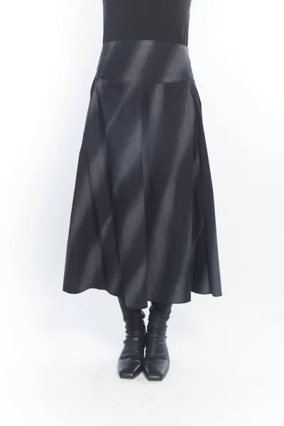 Matthildur Gable Pima Cotton Midi Skirt In Black Wind Print