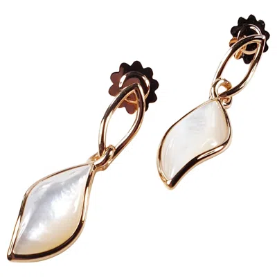 Pre-owned Mattioli Navettes Pair Earrings In 18 K Rose Gold And Mother Of Pearl In Red