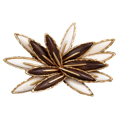 Pre-owned Mauboussin Vintage Horn Rosewood Floral Brooch 18k Yellow Gold 1970s Cased