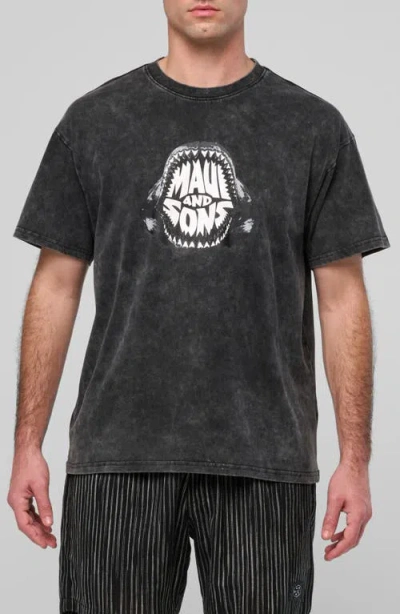 Maui And Sons Maui & Sons Shark Teeth Mineral Wash Cotton Graphic T-shirt In Black