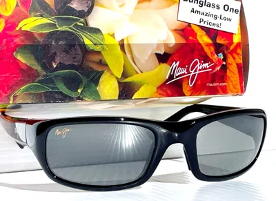 Pre-owned Maui Jim Stingray Gloss Black Polarized Grey Glass Lens Sunglass 103-02 In Gray