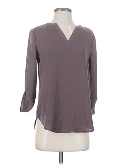 Pre-owned Maurices 3/4 Sleeve Top Gray V Neck Tops