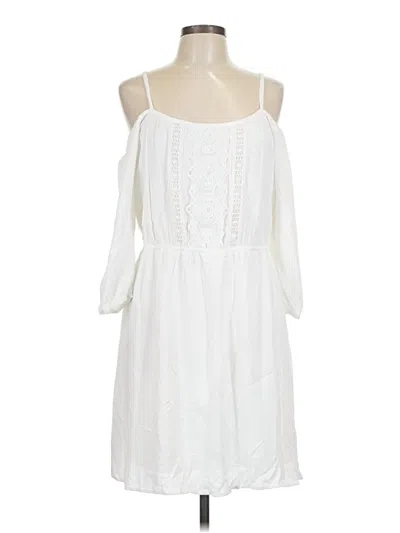 Pre-owned Maurices Casual Dress In White