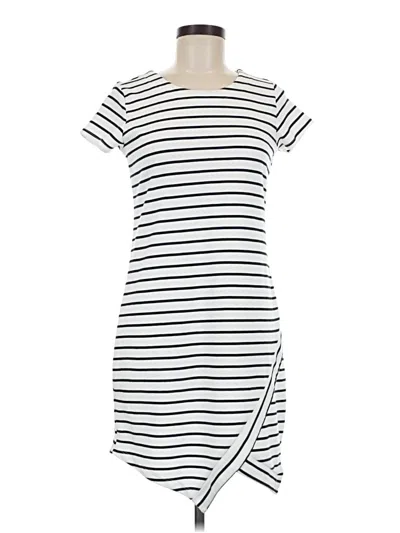 Pre-owned Maurices Casual Dress In White