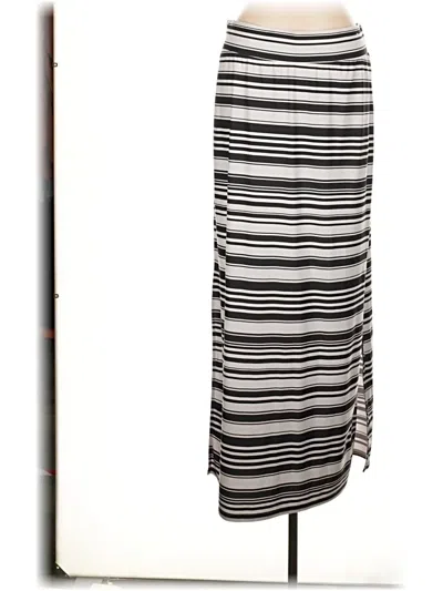 Pre-owned Maurices Casual Skirt In Black