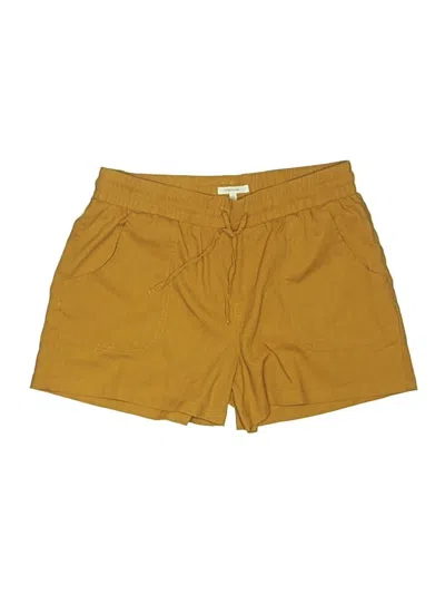 Pre-owned Maurices Khaki Shorts In Gold