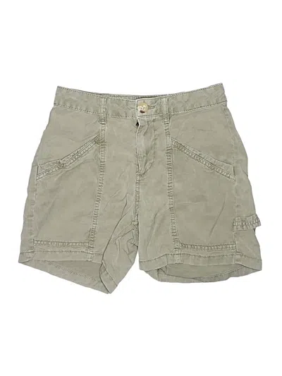 Pre-owned Maurices Khaki Shorts In Green