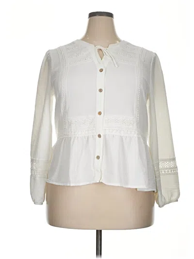 Pre-owned Maurices Long Sleeve Blouse In Ivory