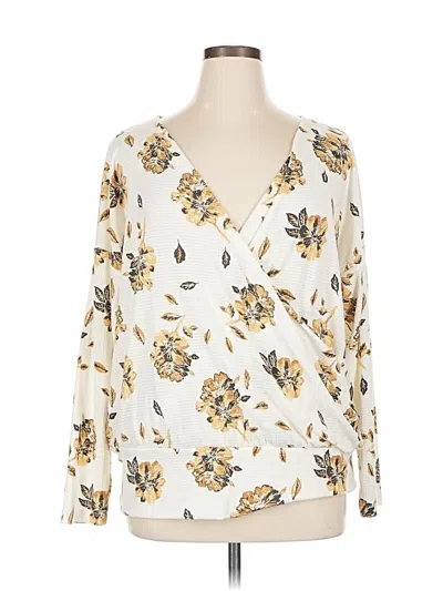 Pre-owned Maurices Long Sleeve Blouse In White