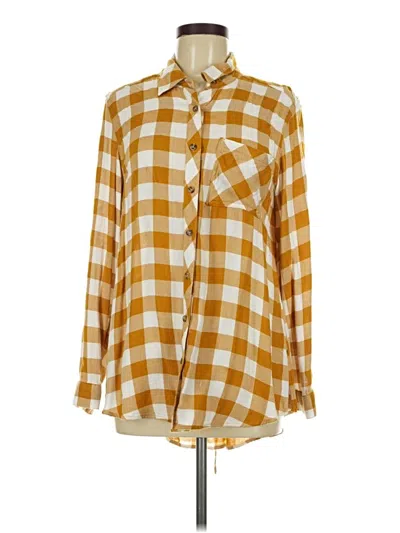 Pre-owned Maurices Long Sleeve Button Down Shirt In Yellow