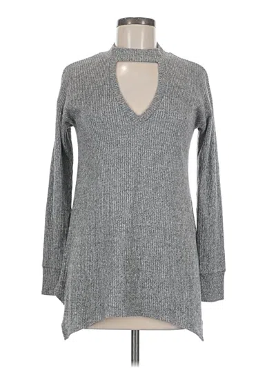 Pre-owned Maurices Long Sleeve Top Gray Keyhole Neckline Tops