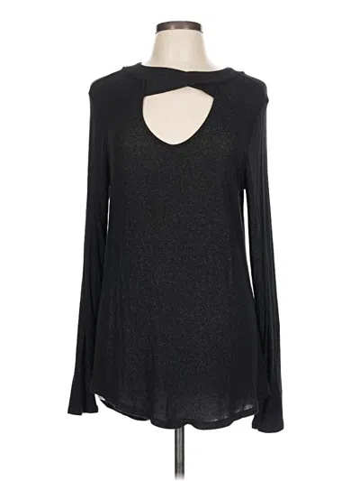 Pre-owned Maurices Long Sleeve T-shirt In Black