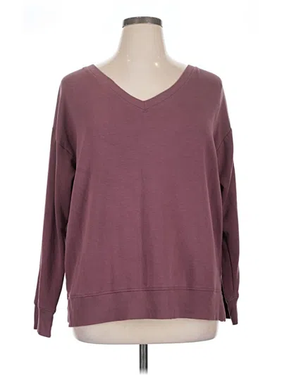 Pre-owned Maurices Long Sleeve T-shirt In Burgundy