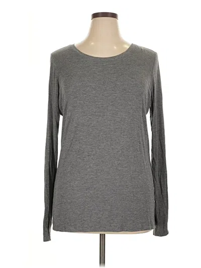 Pre-owned Maurices Long Sleeve T-shirt In Gray