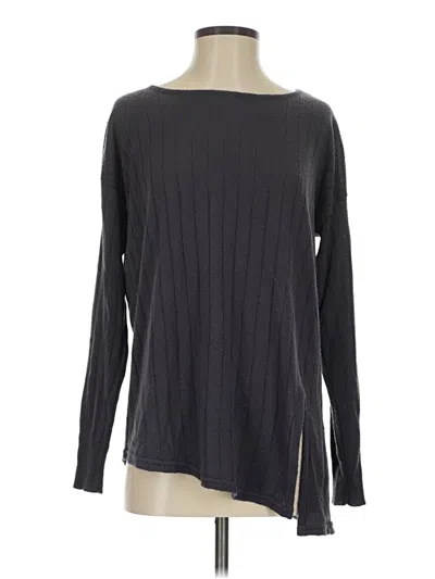 Pre-owned Maurices Long Sleeve T-shirt In Gray