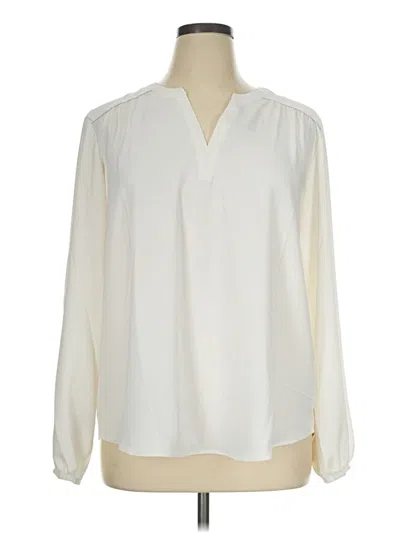 Pre-owned Maurices Long Sleeve T-shirt In Ivory