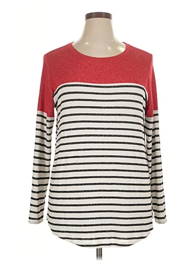 Pre-owned Maurices Long Sleeve T-shirt In Red
