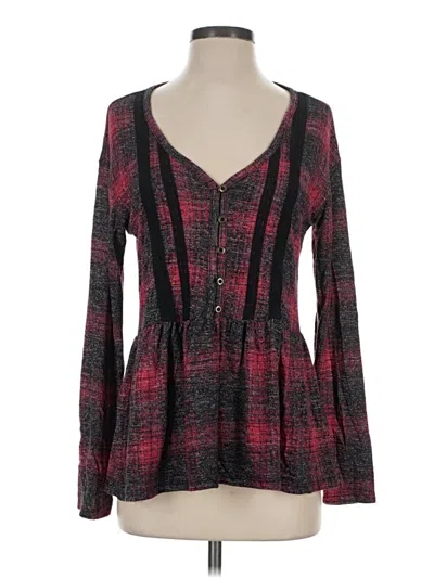 Pre-owned Maurices Long Sleeve T-shirt In Red