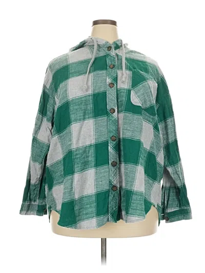 Pre-owned Maurices Poncho In Green