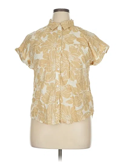 Pre-owned Maurices Short Sleeve Blouse In Gold