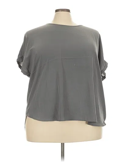 Pre-owned Maurices Short Sleeve Blouse In Gray