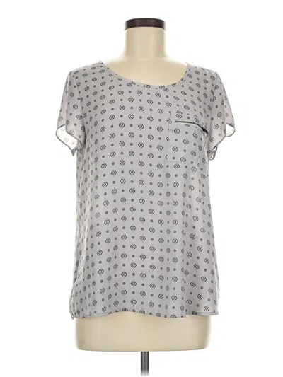 Pre-owned Maurices Short Sleeve Blouse In Gray