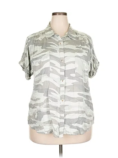 Pre-owned Maurices Short Sleeve Blouse In Silver