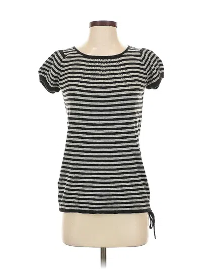 Pre-owned Maurices Short Sleeve T-shirt In Gray