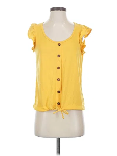 Pre-owned Maurices Short Sleeve Top Yellow Sweetheart Neckline Tops