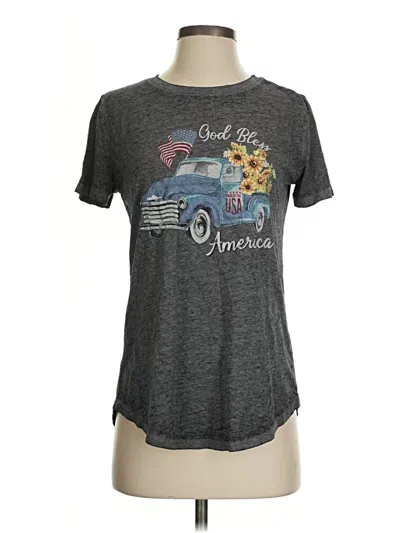 Pre-owned Maurices Short Sleeve T-shirt In Gray