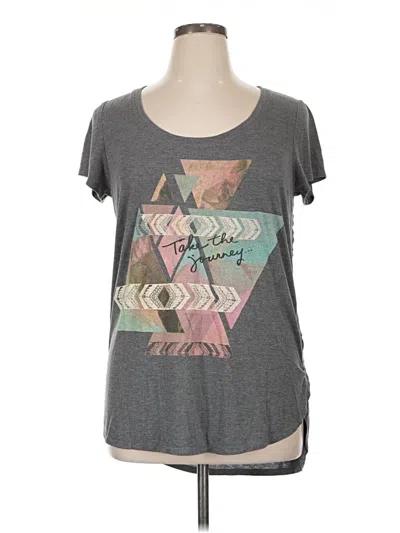 Pre-owned Maurices Short Sleeve T-shirt In Gray