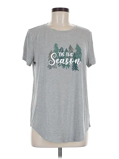 Pre-owned Maurices Short Sleeve T-shirt In Gray
