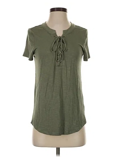 Pre-owned Maurices Short Sleeve T-shirt In Green