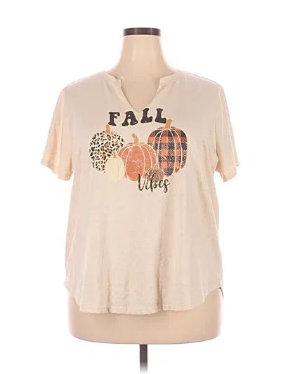 Pre-owned Maurices Short Sleeve T-shirt In Ivory
