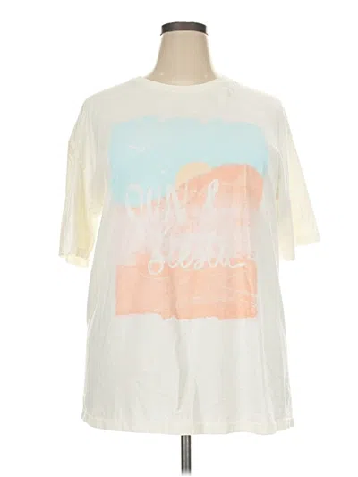 Pre-owned Maurices Short Sleeve T-shirt In Ivory