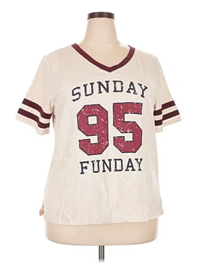 Pre-owned Maurices Short Sleeve T-shirt In Ivory