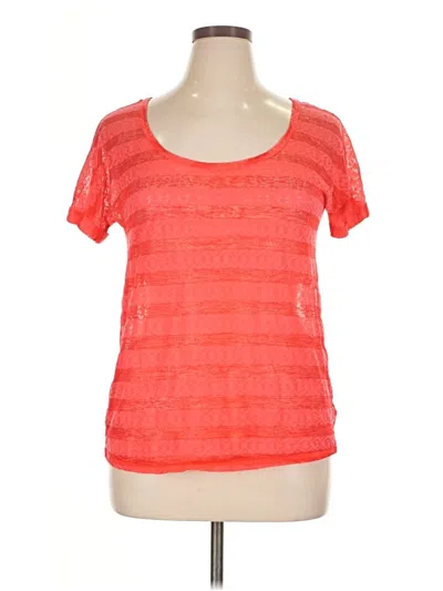 Pre-owned Maurices Short Sleeve T-shirt In Red