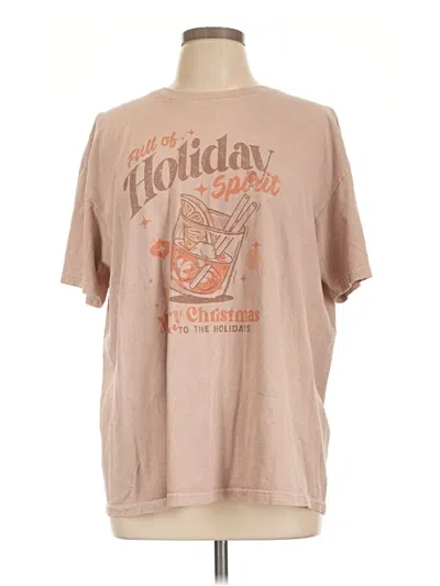 Pre-owned Maurices Short Sleeve T-shirt In Tan