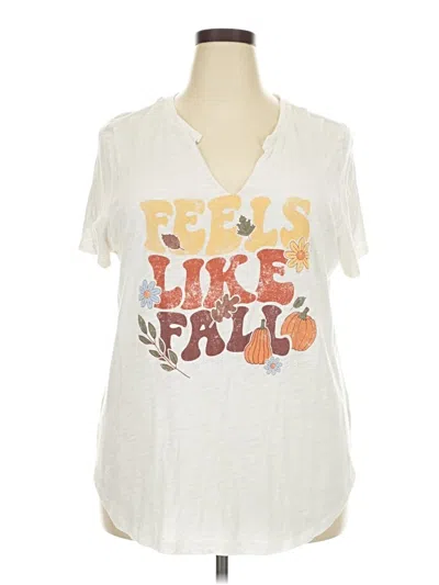 Pre-owned Maurices Short Sleeve T-shirt In White