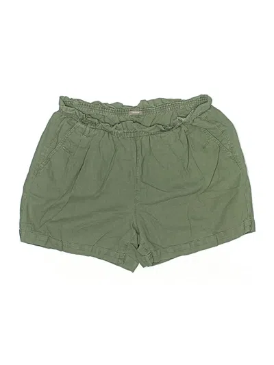 Pre-owned Maurices Shorts In Green