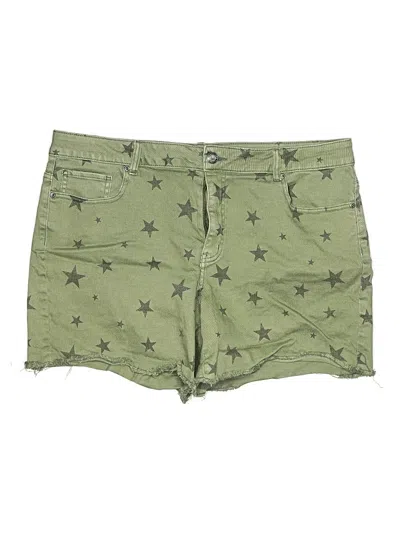 Pre-owned Maurices Shorts In Green
