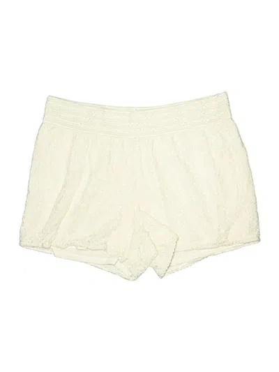Pre-owned Maurices Shorts In Ivory