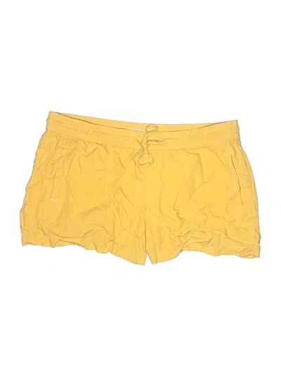 Pre-owned Maurices Shorts In Yellow